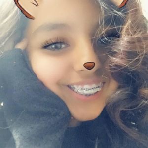 Meet your Posher, Yuzvin mabel